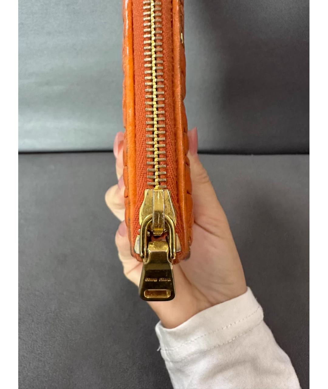 MIU MIU Коричневый кожаный кошелек, фото 3