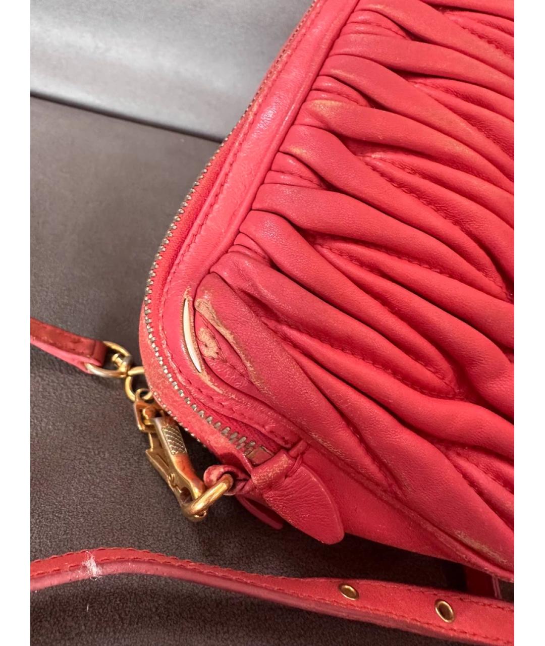 MIU MIU Коралловая кожаная сумка через плечо, фото 4