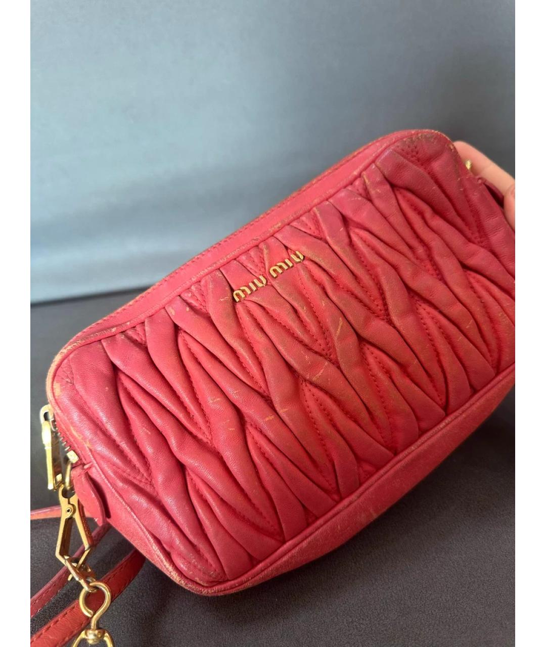 MIU MIU Коралловая кожаная сумка через плечо, фото 5