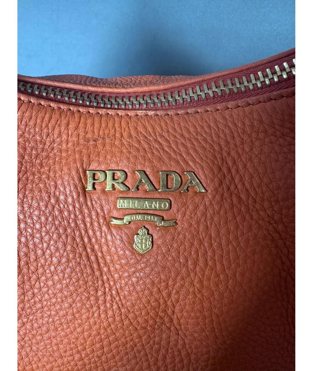 PRADA Оранжевая кожаная сумка с короткими ручками, фото 5