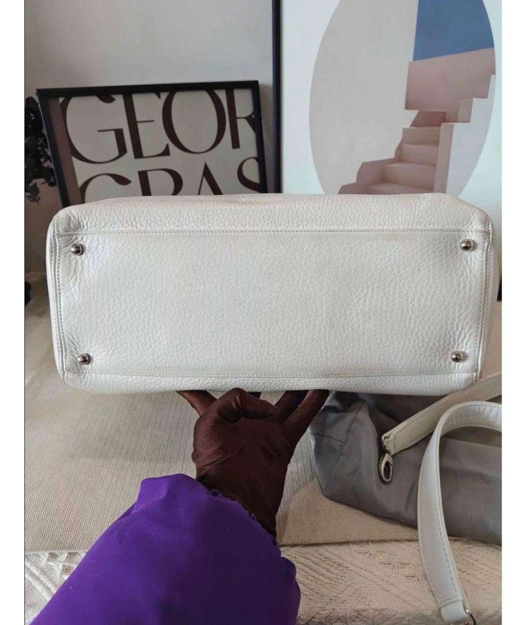 CHANEL Белая кожаная сумка с короткими ручками, фото 5
