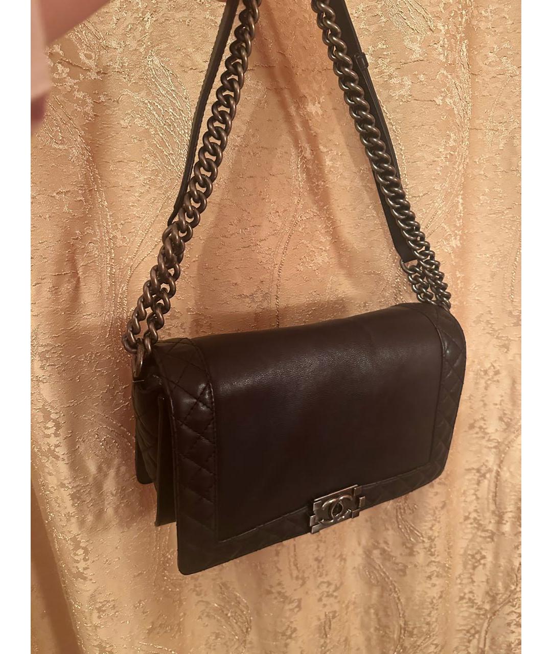 CHANEL Черная кожаная сумка через плечо, фото 2