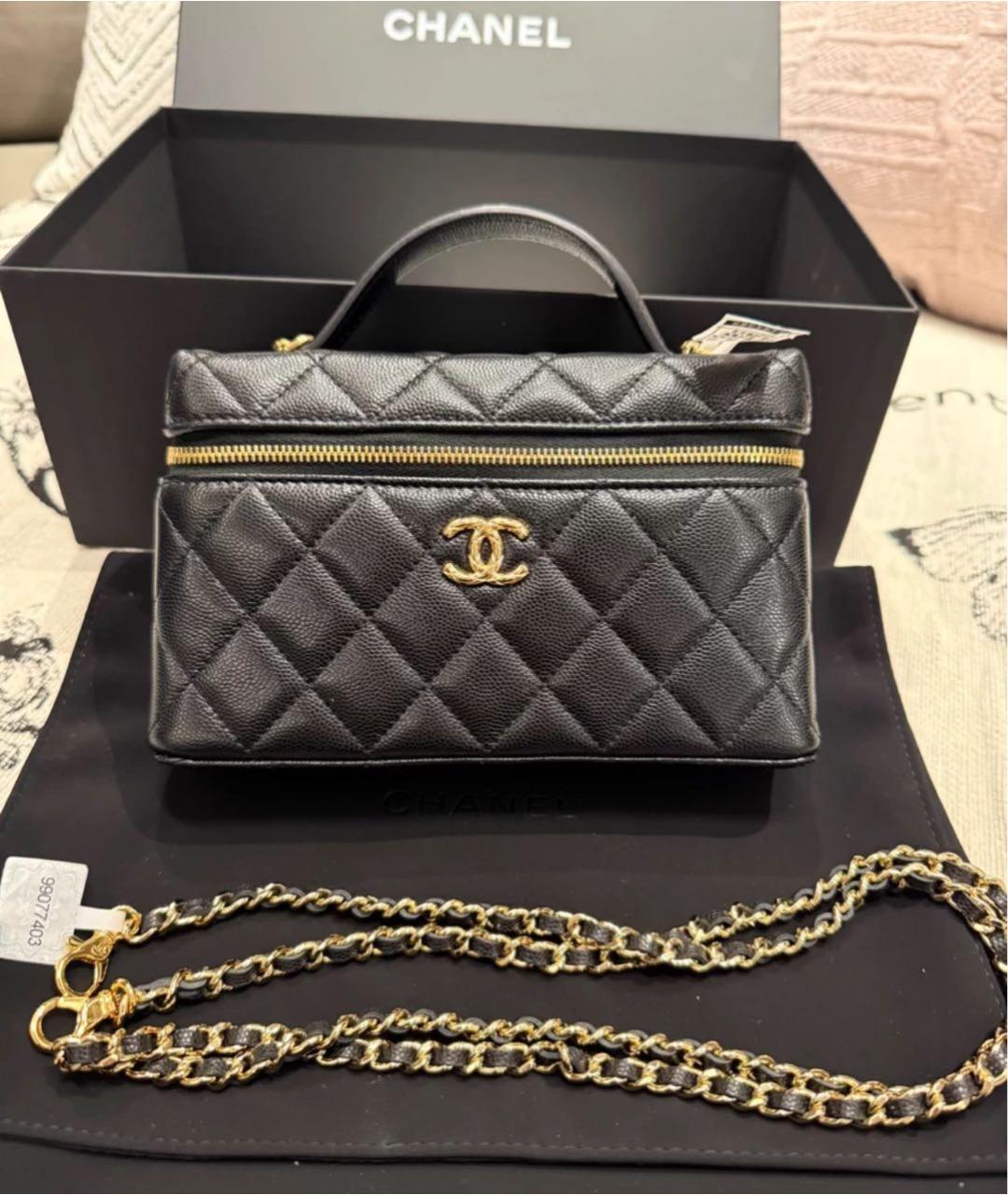 CHANEL Черная кожаная сумка через плечо, фото 4