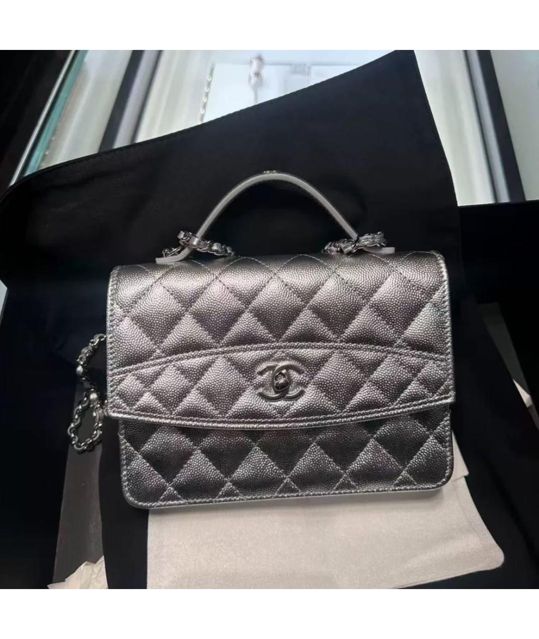 CHANEL Серебряная кожаная сумка через плечо, фото 3