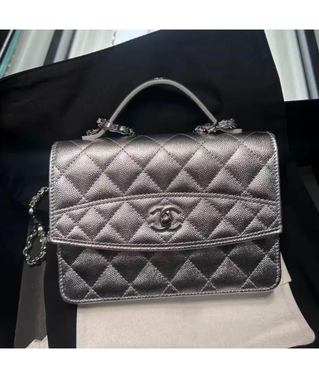CHANEL Серебряная кожаная сумка через плечо, фото 2