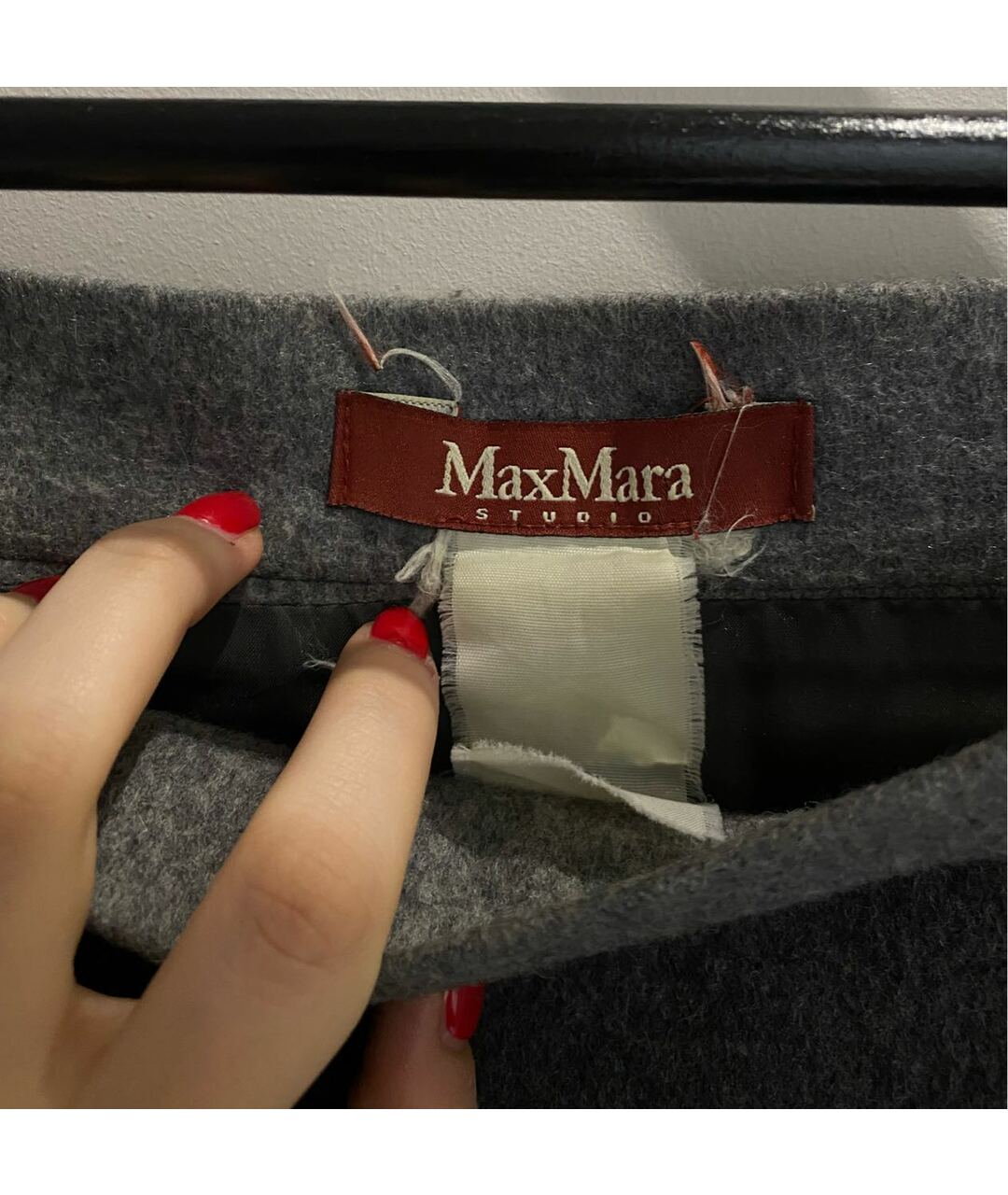 MAX MARA STUDIO Серая шерстяная юбка мини, фото 4