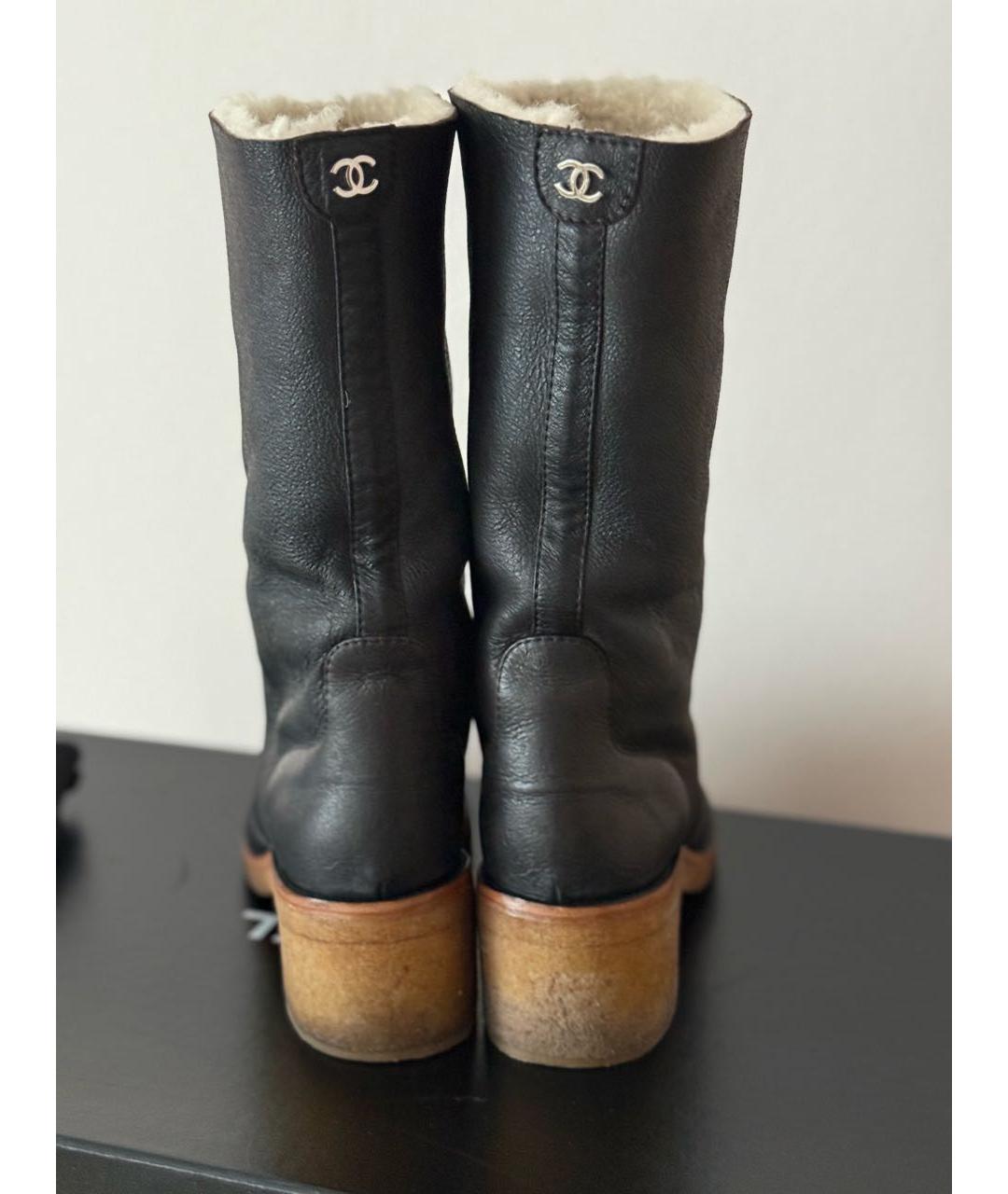 CHANEL Черные кожаные сапоги, фото 2