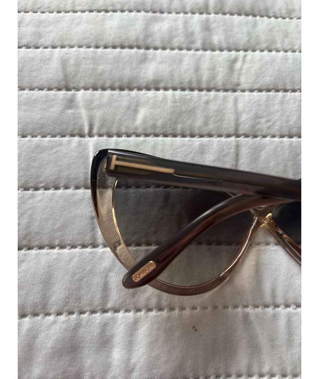 TOM FORD Серые пластиковые солнцезащитные очки, фото 3