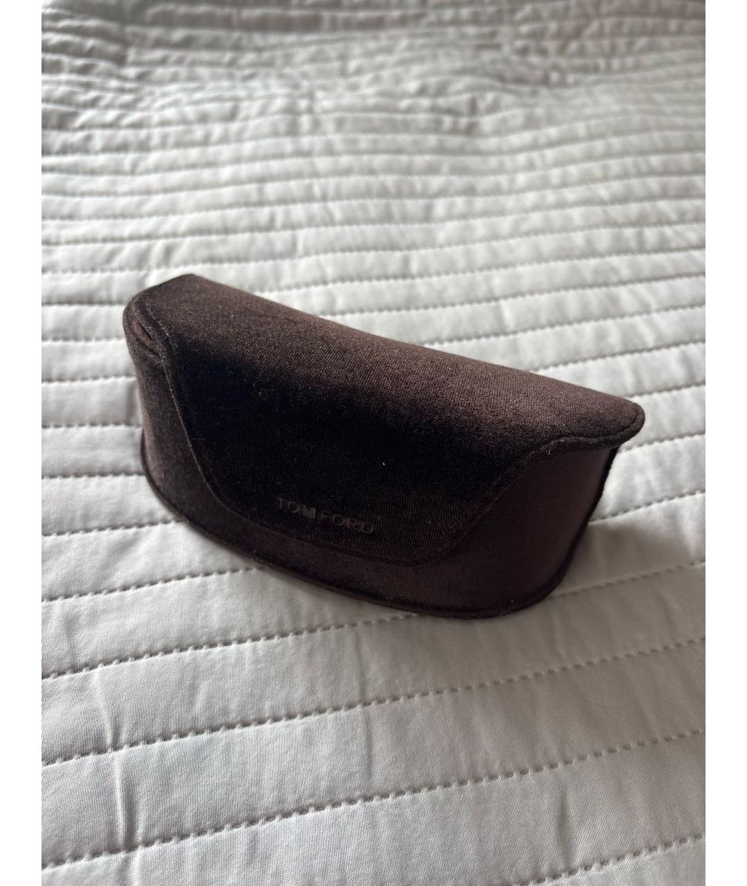 TOM FORD Серые пластиковые солнцезащитные очки, фото 4