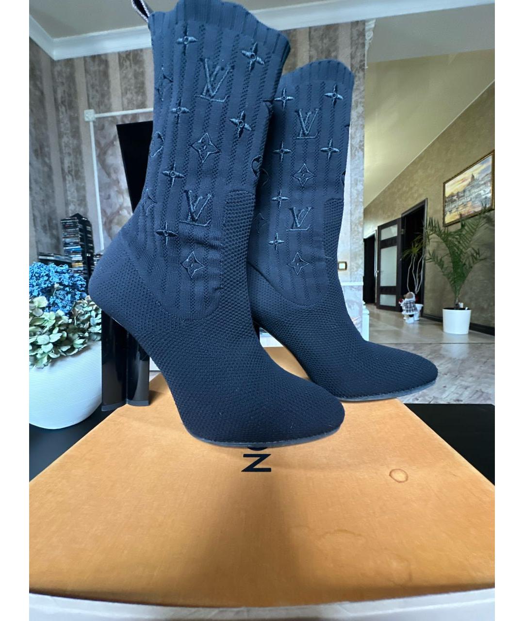 LOUIS VUITTON Черные текстильные ботильоны, фото 7