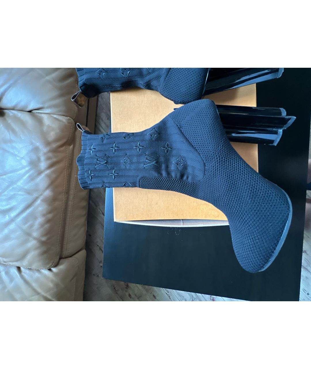 LOUIS VUITTON Черные текстильные ботильоны, фото 6