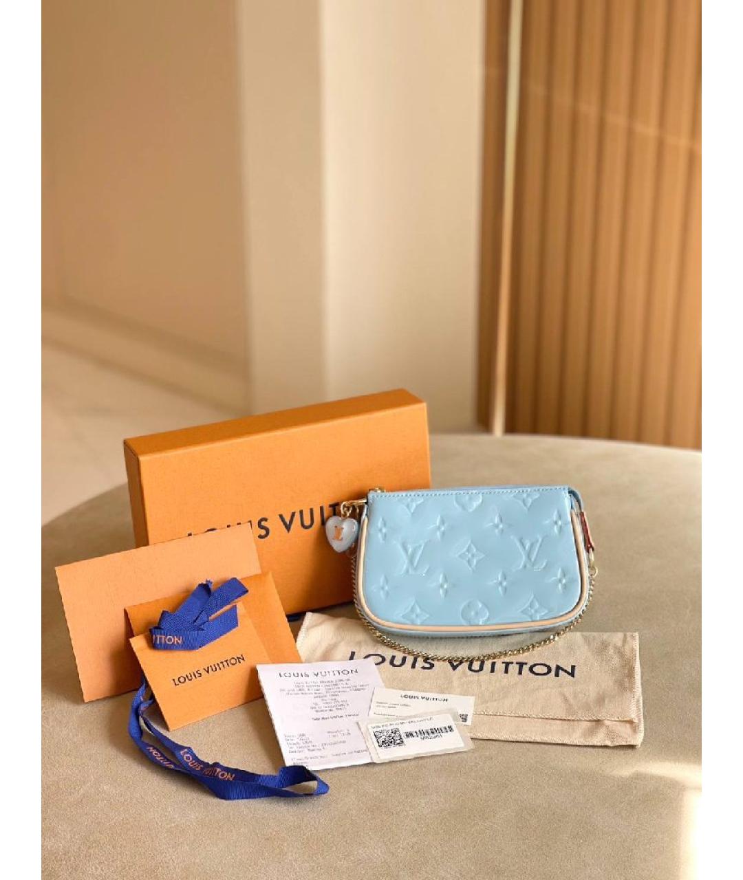 LOUIS VUITTON Голубая сумка с короткими ручками из лакированной кожи, фото 3