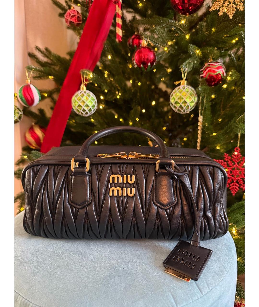 MIU MIU Черная кожаная сумка с короткими ручками, фото 2