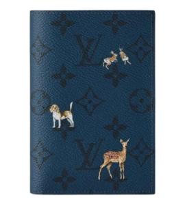 LOUIS VUITTON Обложка/футляр