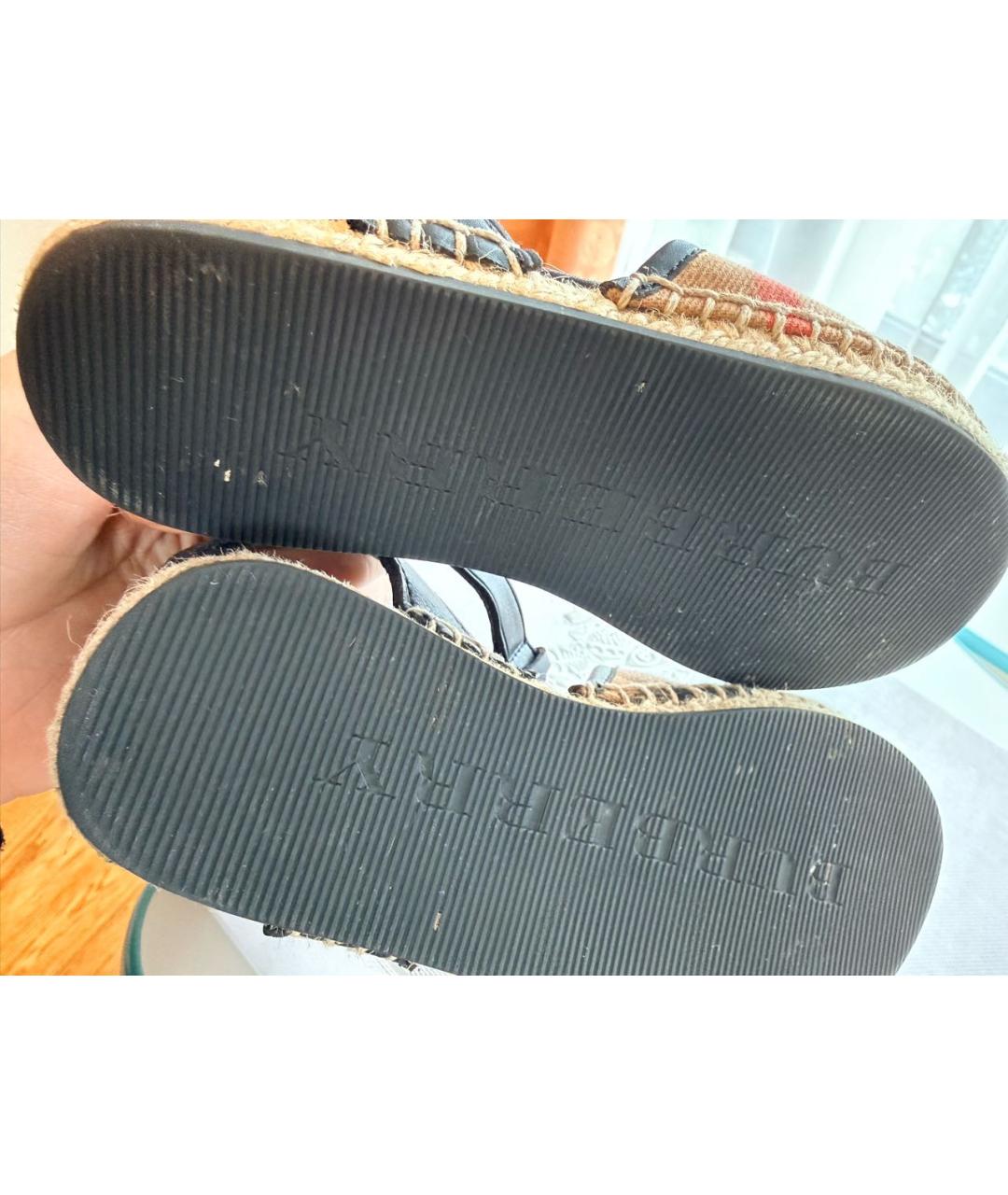 BURBERRY KIDS Мульти текстильные сандалии и шлепанцы, фото 5