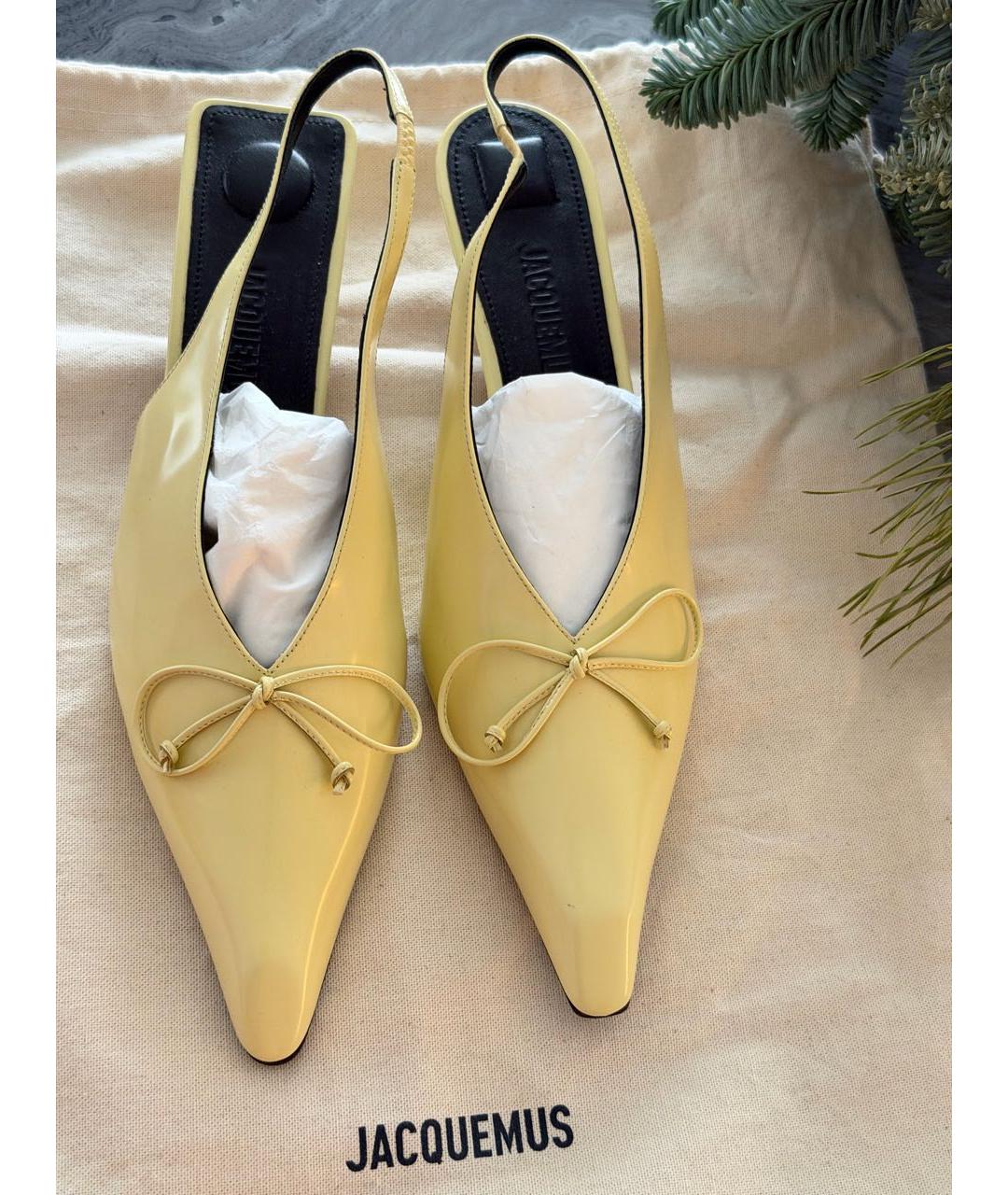 JACQUEMUS Желтые кожаные лодочки на низком каблуке, фото 2