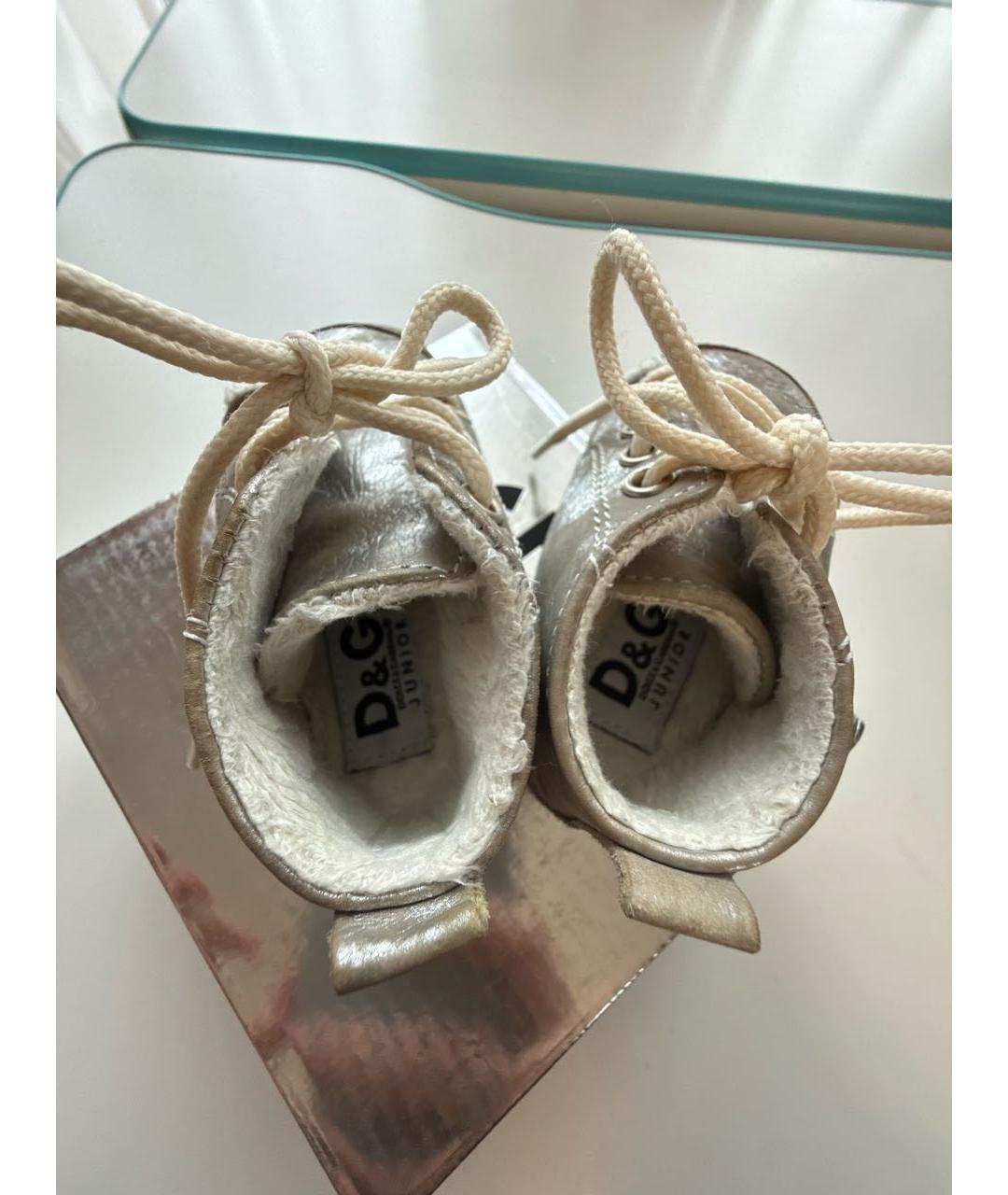 DOLCE & GABBANA KIDS Серебряные кожаные пинетки, фото 5