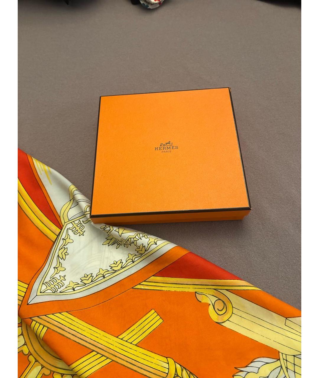 HERMES Оранжевый шелковый платок, фото 4