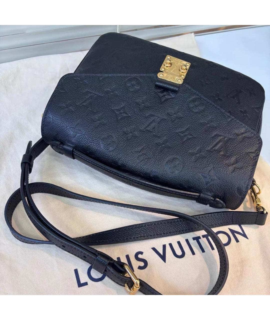 LOUIS VUITTON Черная кожаная сумка через плечо, фото 5