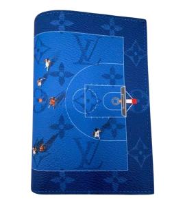 LOUIS VUITTON Обложка/футляр