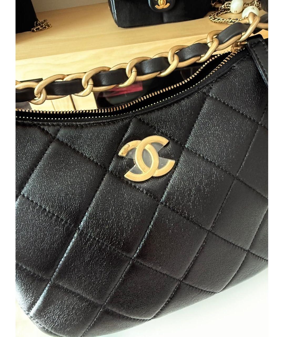 CHANEL Черная кожаная сумка через плечо, фото 4