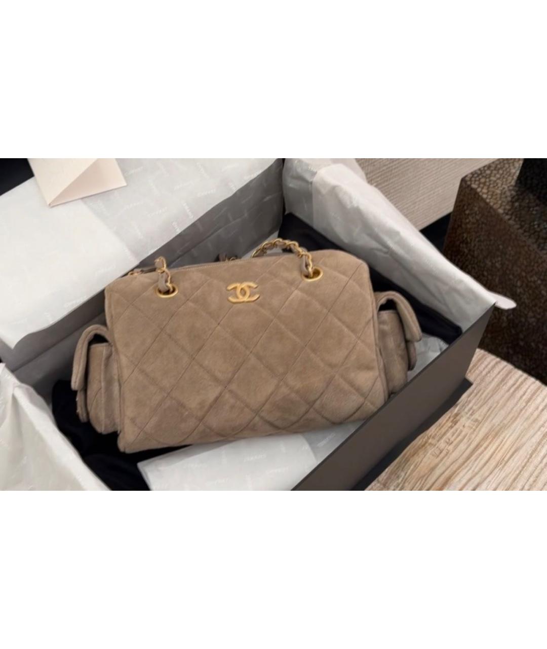 CHANEL Серая замшевая сумка через плечо, фото 4