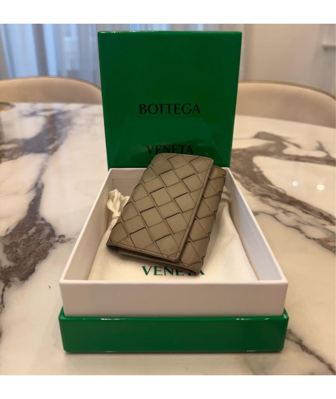 BOTTEGA VENETA Бежевая ключница, фото 2