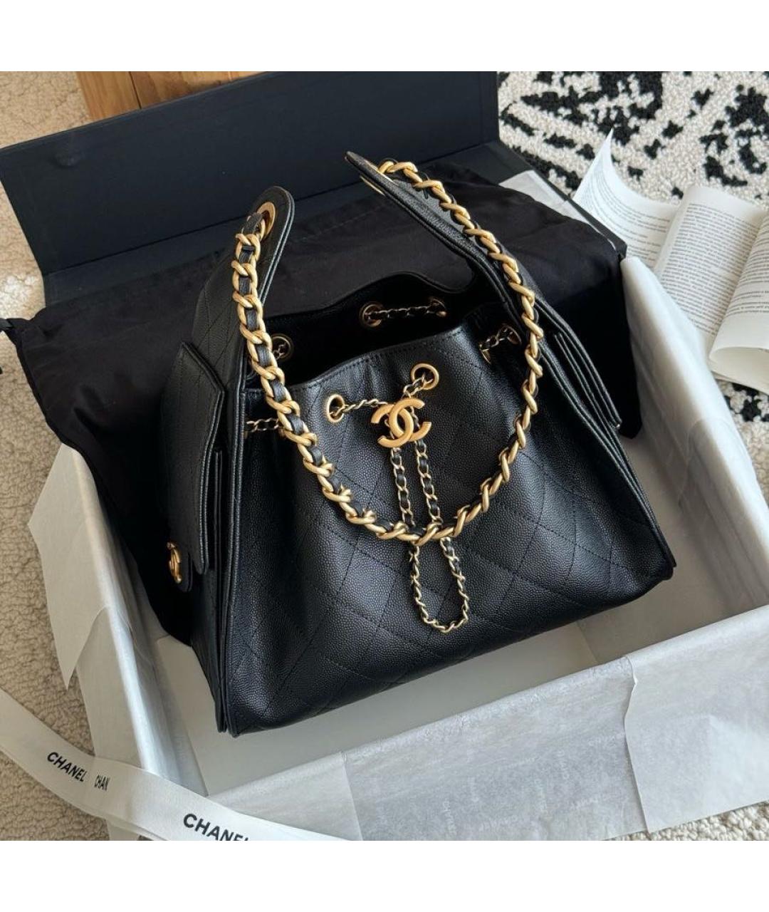 CHANEL Черная кожаная сумка через плечо, фото 8