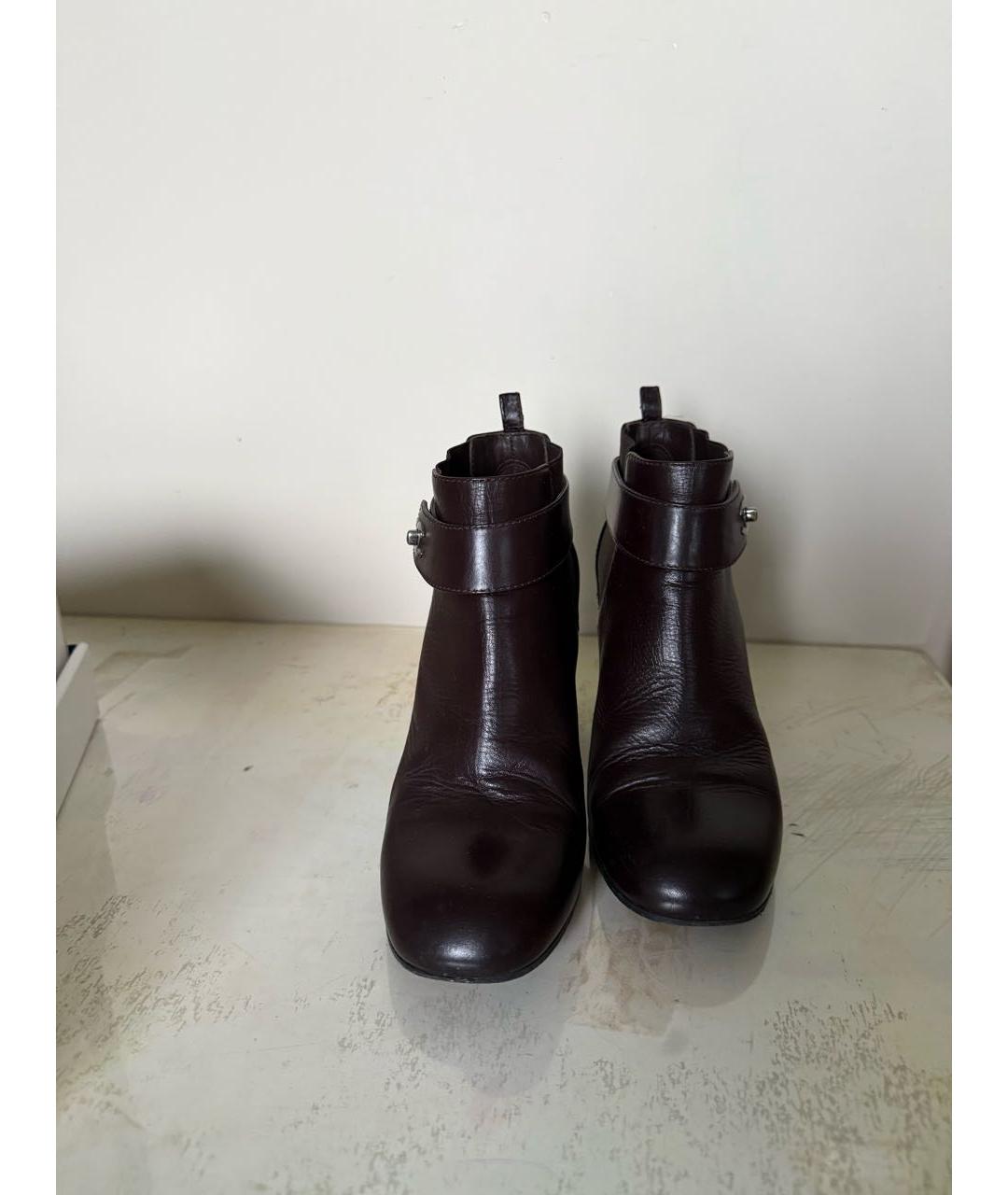 CHANEL Коричневые кожаные ботильоны, фото 6