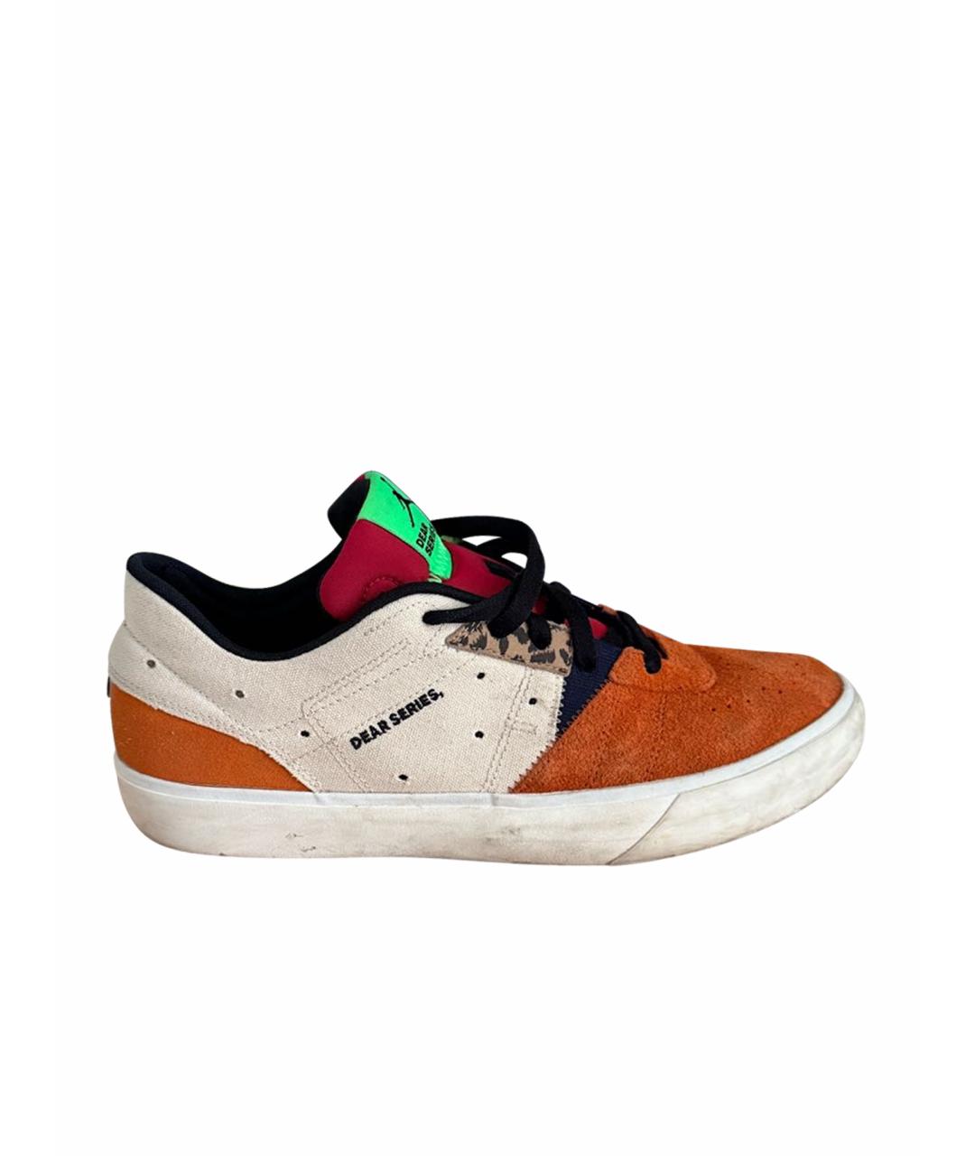 JORDAN Мульти нубуковые низкие кроссовки / кеды, фото 1