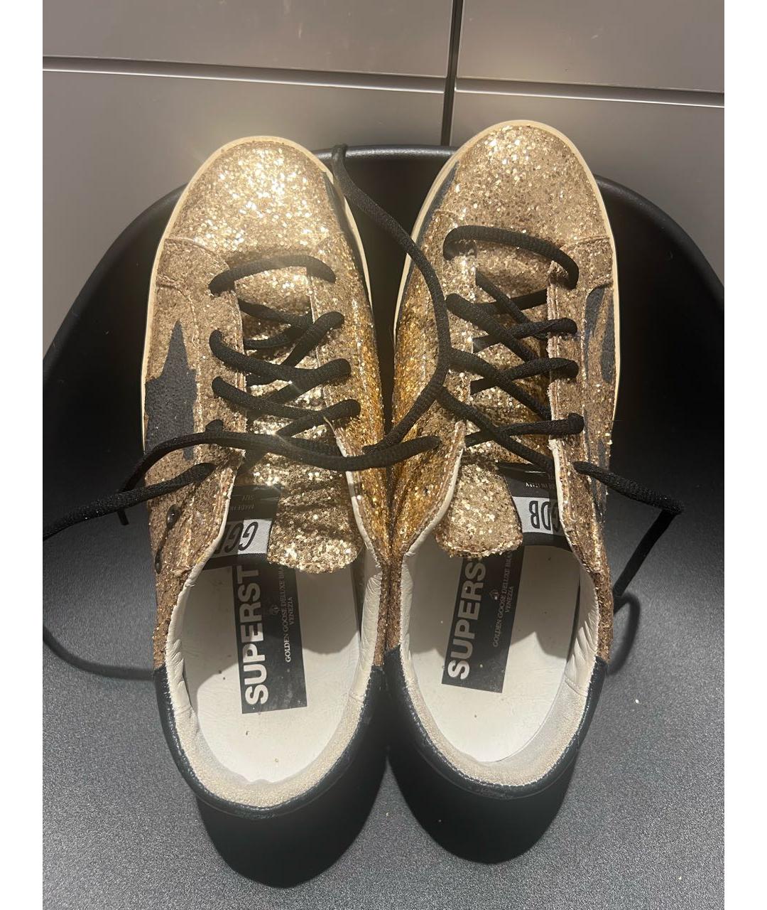 GOLDEN GOOSE DELUXE BRAND Золотые кожаные кеды, фото 3