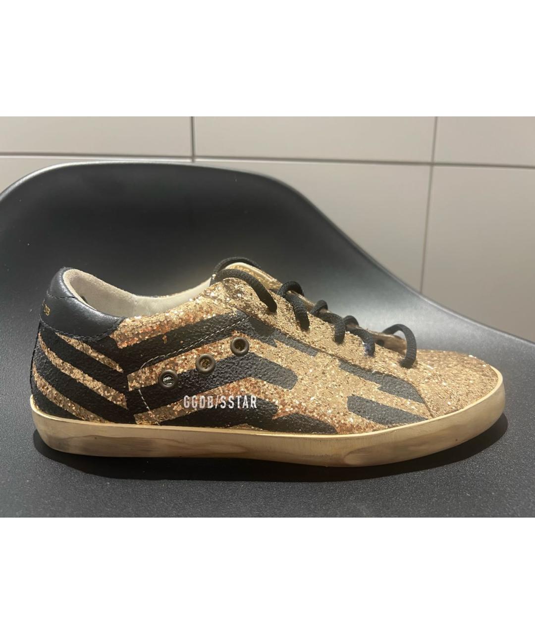 GOLDEN GOOSE DELUXE BRAND Золотые кожаные кеды, фото 9