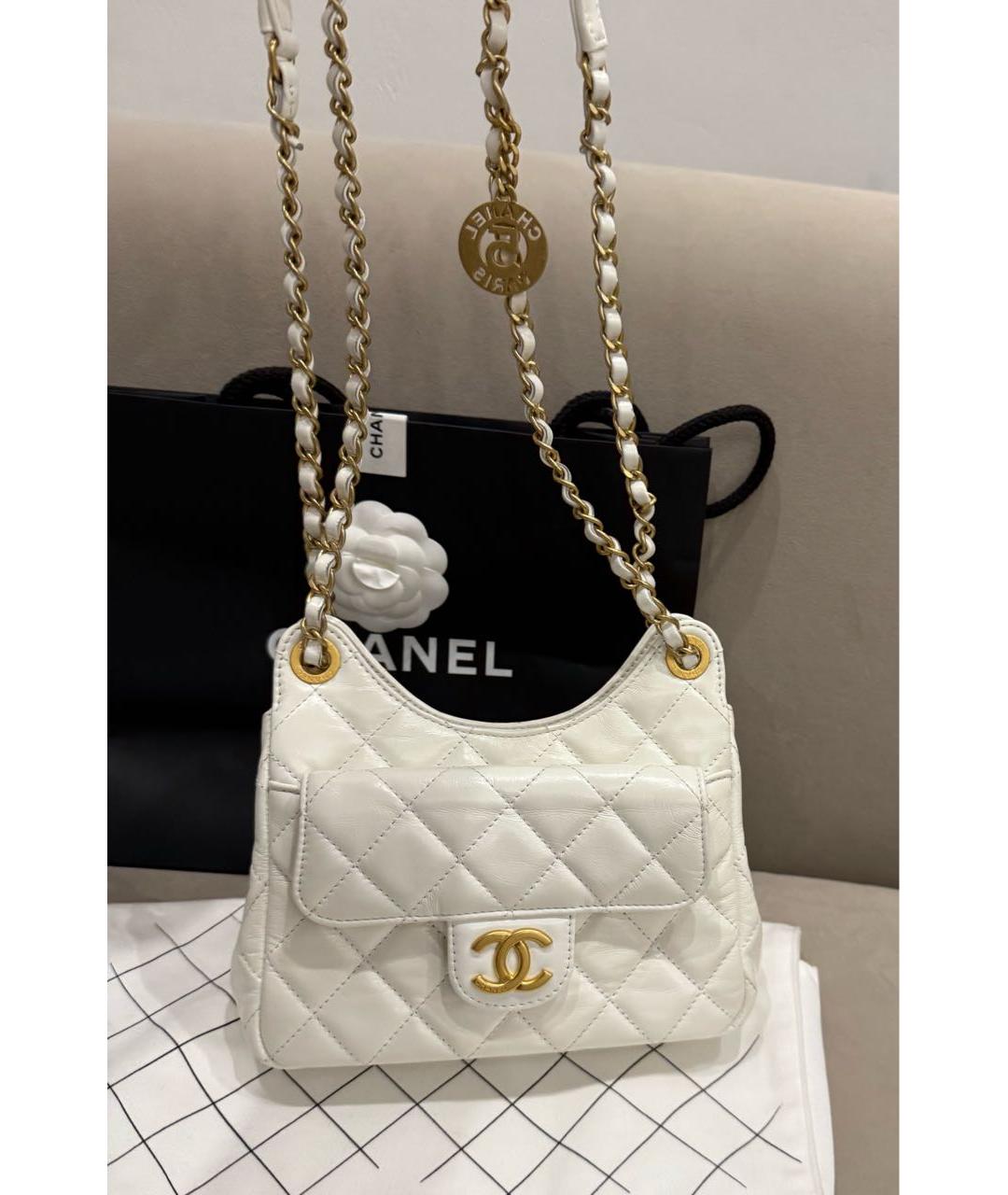 CHANEL Белая кожаная сумка через плечо, фото 5