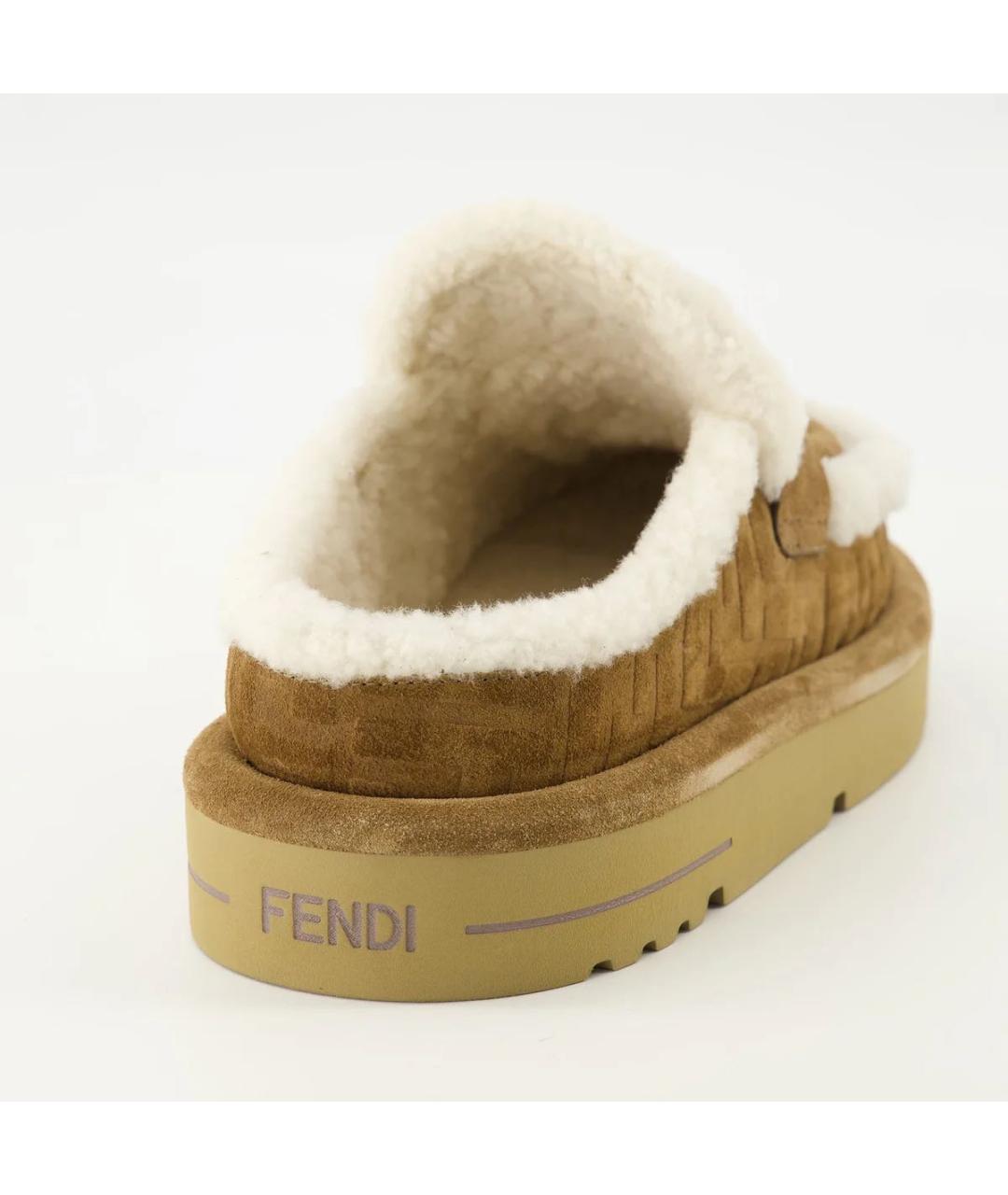 FENDI Коричневые замшевые сабо, фото 4