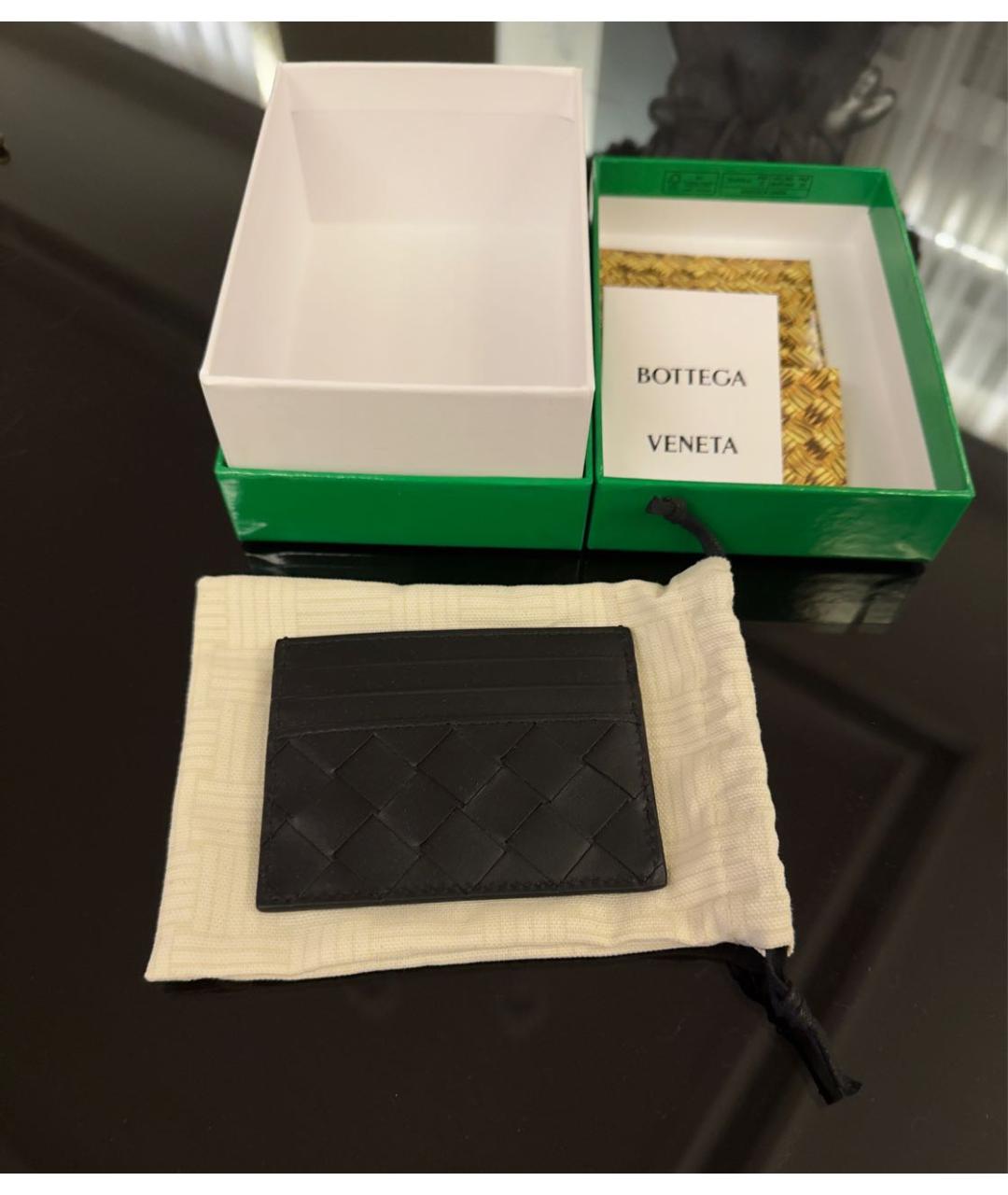 BOTTEGA VENETA Черный кожаный кардхолдер, фото 3