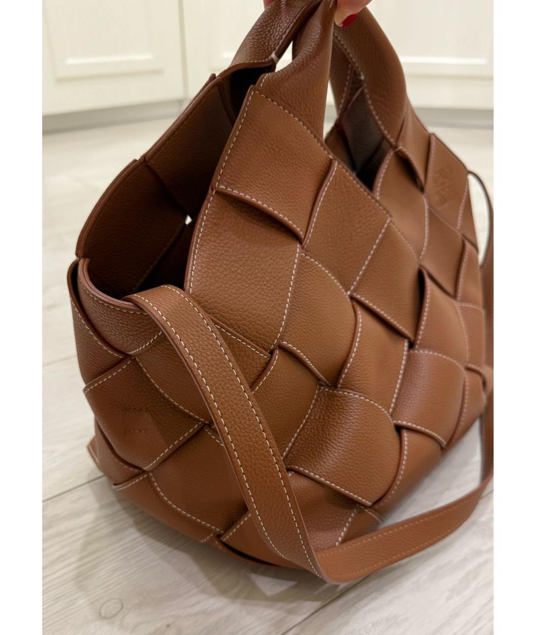 LOEWE Коричневая кожаная сумка через плечо, фото 2