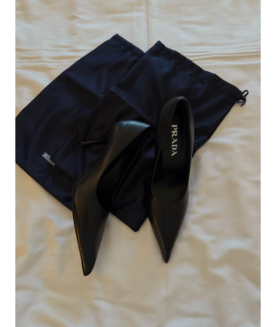PRADA Черные кожаные туфли, фото 5
