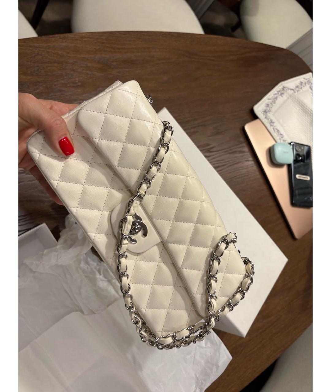CHANEL Белая кожаная сумка через плечо, фото 2