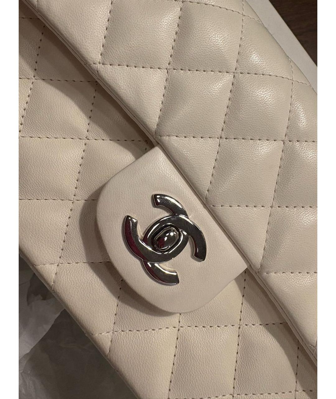 CHANEL Белая кожаная сумка через плечо, фото 3