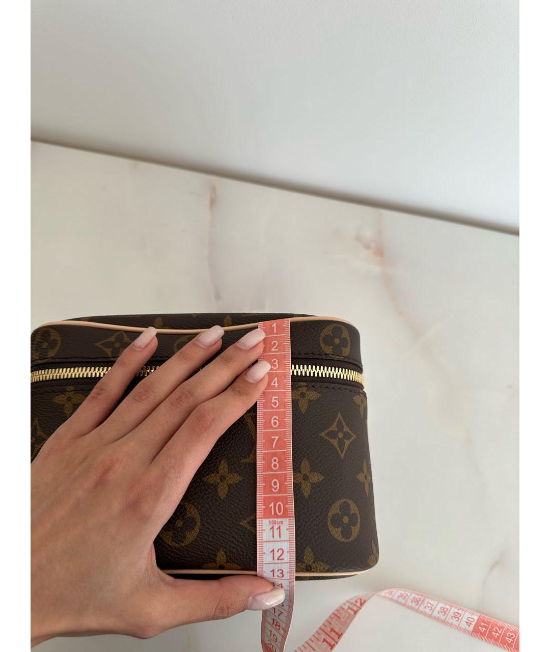 LOUIS VUITTON Коричневая кожаная косметичка, фото 4