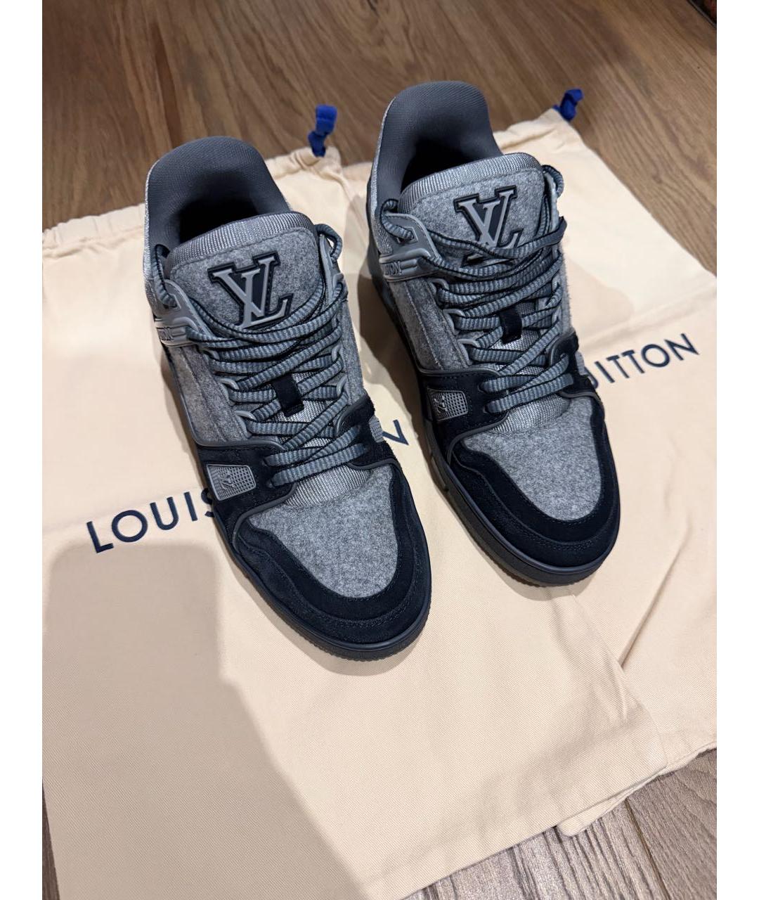 LOUIS VUITTON Серые замшевые низкие кроссовки / кеды, фото 2