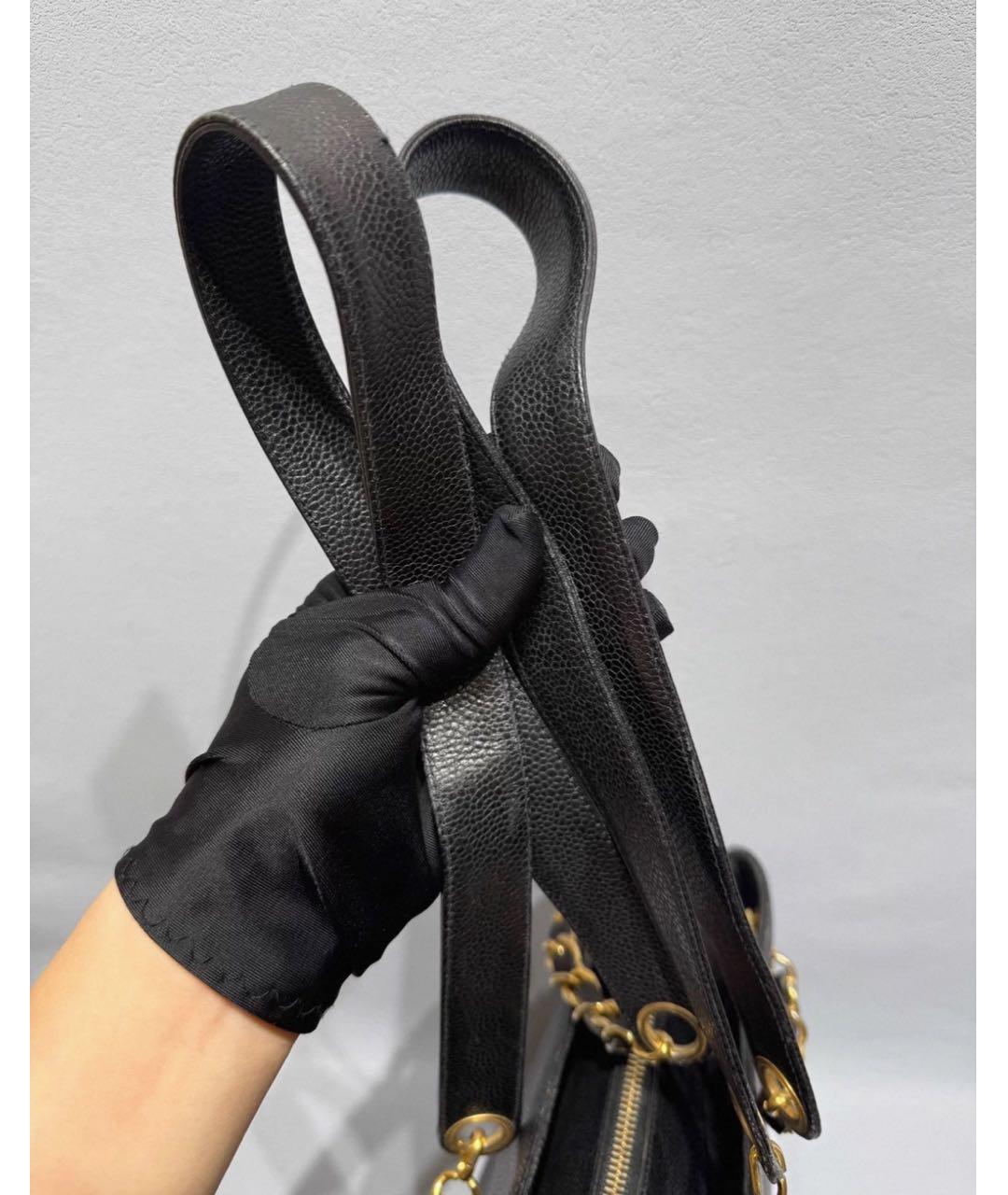 CHANEL Черная кожаная сумка с короткими ручками, фото 7