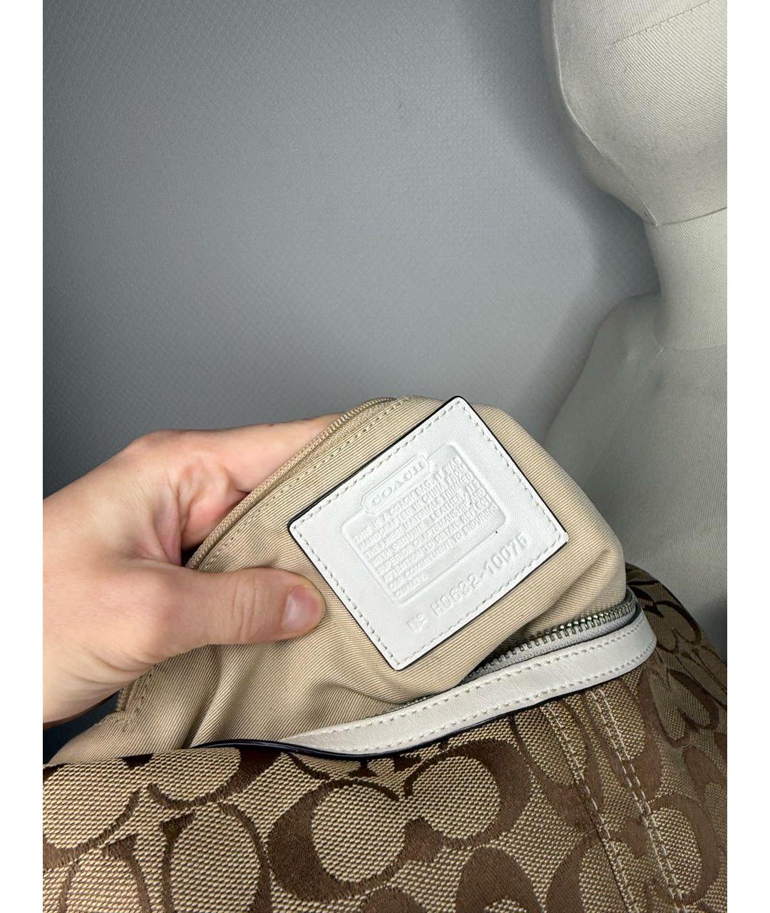 COACH Коричневая тканевая сумка с короткими ручками, фото 8