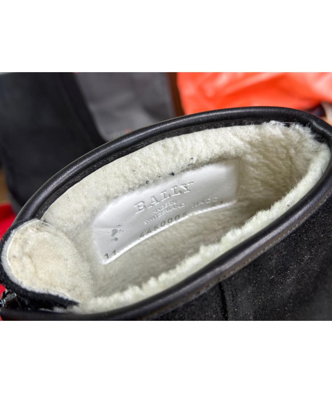 BALLY Черные замшевые высокие ботинки, фото 6