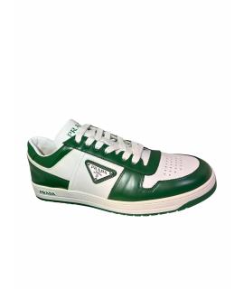 PRADA Низкие кроссовки / кеды