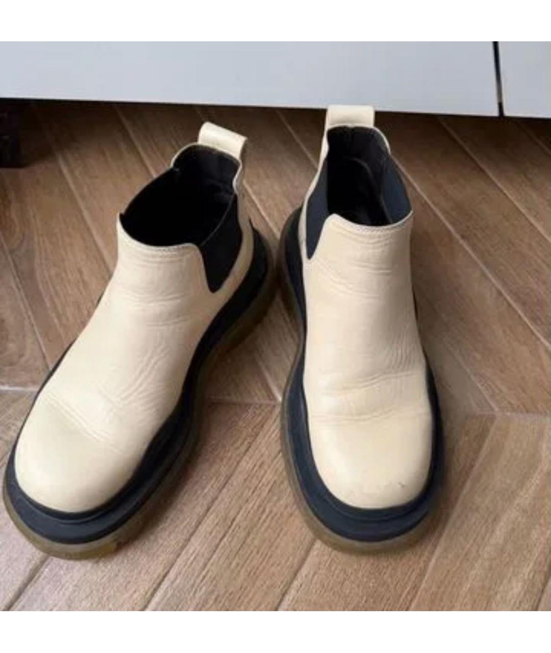 BOTTEGA VENETA Бежевые кожаные ботинки, фото 3