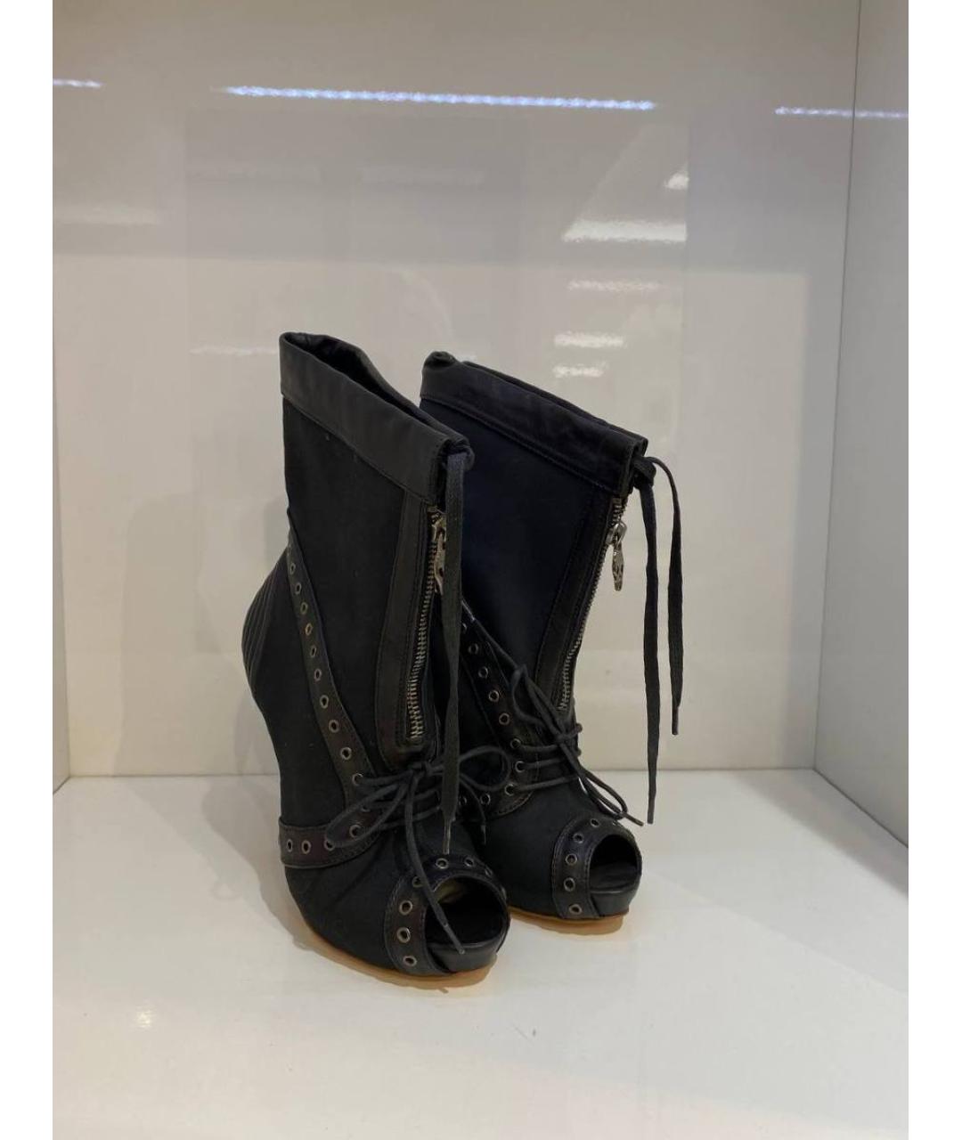 ALEXANDER MCQUEEN Черные замшевые ботинки, фото 3