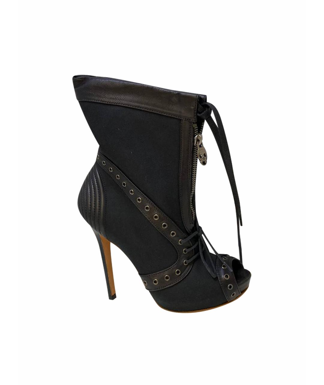 ALEXANDER MCQUEEN Черные замшевые ботинки, фото 1