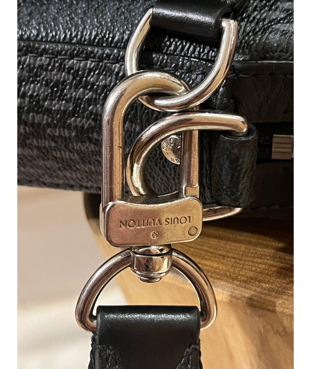 LOUIS VUITTON Черная кожаная сумка на плечо, фото 4