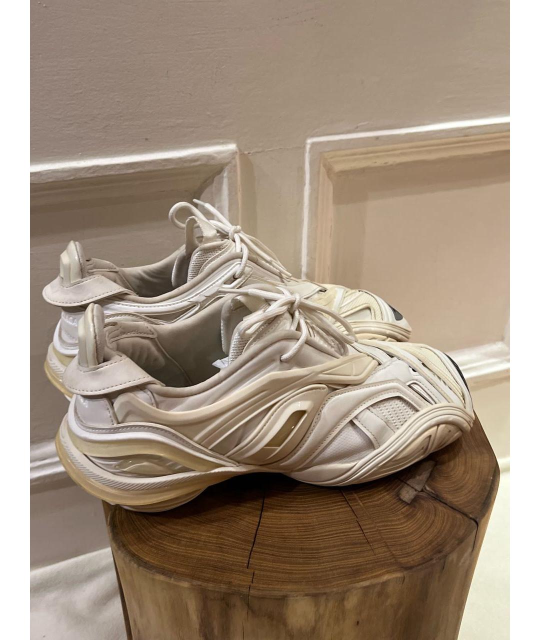 BALENCIAGA Белые кожаные низкие кроссовки / кеды, фото 3